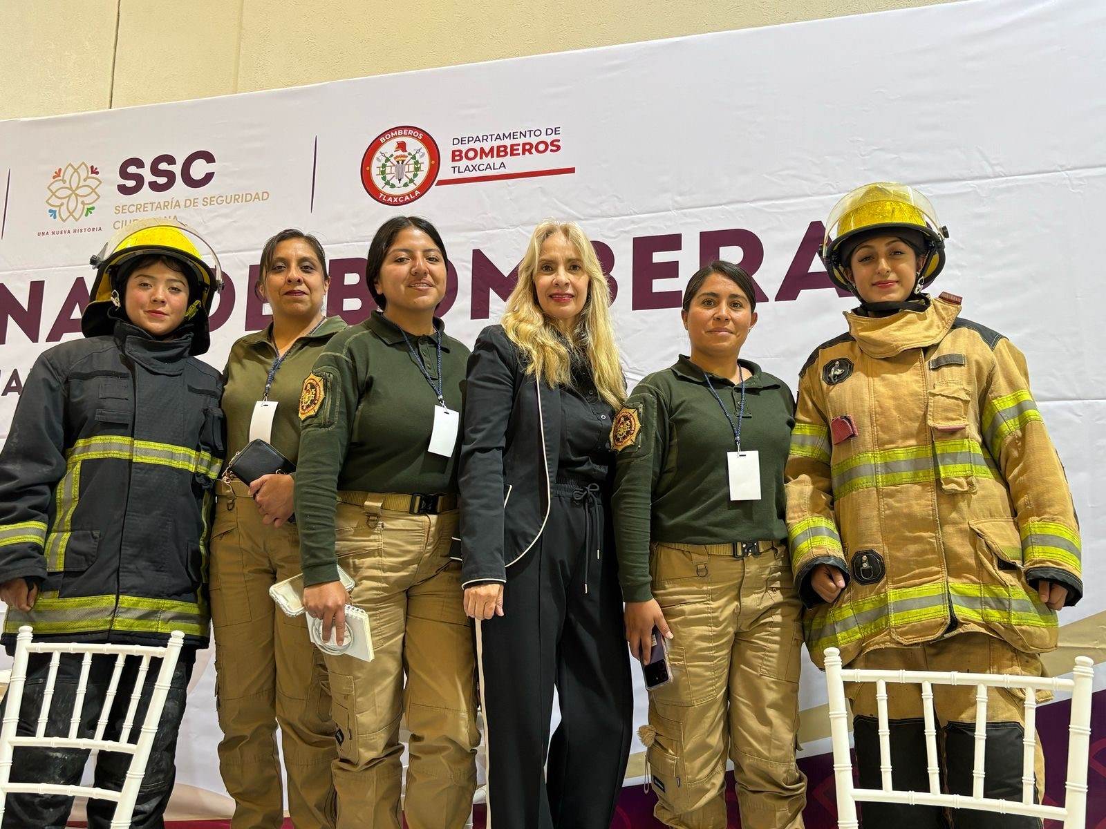Mexico Women Firefighters 4 resized.jpg